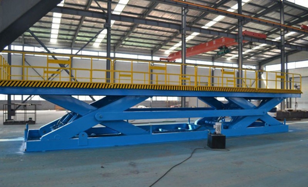 通過幾個小細節(jié)維護液壓升降機 液壓升降機